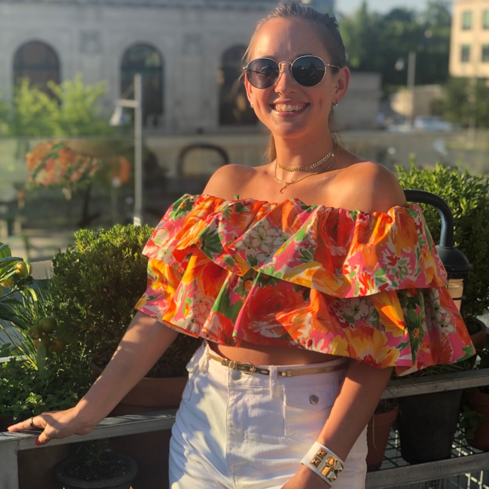 Meet your Posher, Caitlin